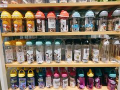 -名创优品(山东青岛市新业广场店)