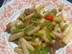-江宴渔村·鱼鲜土菜(紫荆广场店)