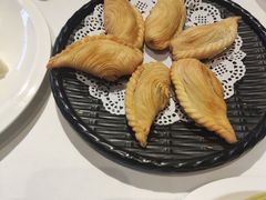 三丝眉毛酥-廊亦舫Lang Yi Fang Restaurant(金桥店)