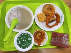 豆汁儿焦圈儿-护国寺小吃店(红莲南路店)