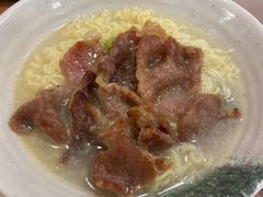 牛肉汤面（公仔面）-金华冰厅