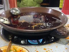-谭记石锅鱼府(三道堰店)