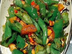 小炒肉-湘小馆剁椒鱼头(金帝商务大厦店)