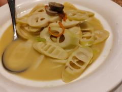 -万龙洲海鲜(大兴绿地缤纷城店)