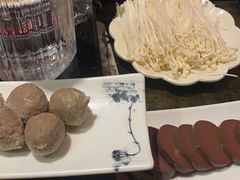-宽板凳老灶火锅(簋街店)