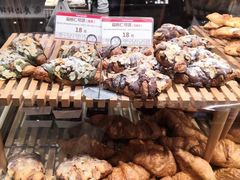 -山崎面包(静安久光店)