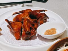 中山妙龄乳鸽-十二粤味·顺德菜·烧鹅点心(五四广场店)