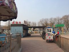 -万源龙顺度假庄园生态观光园