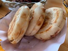 -闫家驴肉火烧(五四店)