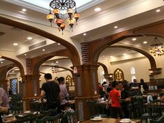大堂-清真·玛丽亚新疆菜主题餐厅(浙江中路店)