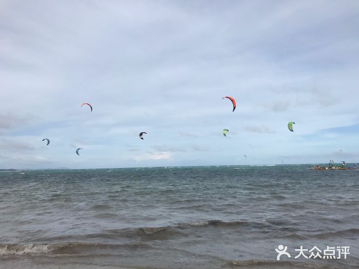 布拉波海滩图片