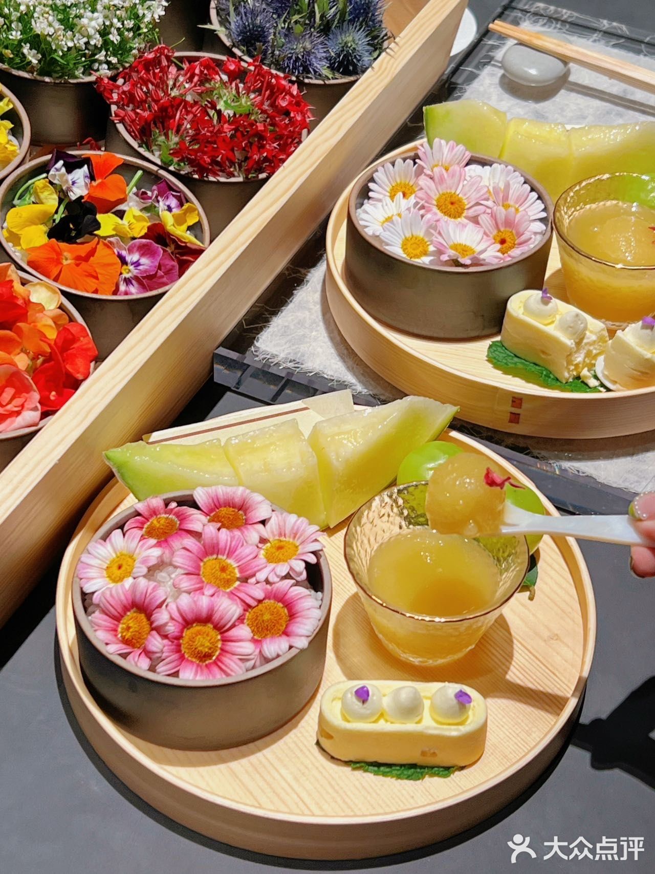 厦门新店💐🍣关于鲜花的浪漫美学餐厅