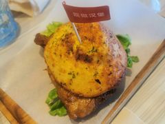 -必胜客(绿地新都会店)