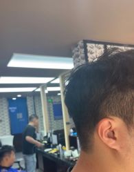 点击看大图 -大人物·男士理发馆