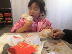 圆筒冰淇淋-麦当劳(军博店)