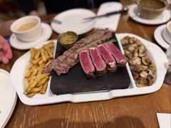 西冷牛扒拼羊羔里脊-Entrecôte 法国牛扒馆(保利·时光里店)