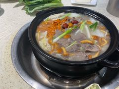 -九寨特色牦牛肉汤锅 羊肉汤锅