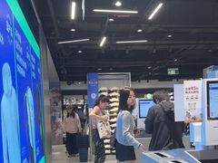 -迪卡侬(环球港店)