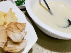 -水上人家民俗餐厅(洱海公园店)