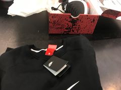 -NIKE上海青浦换季优惠店