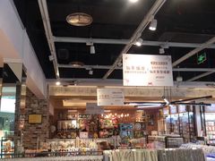 -三福时尚(三峡广场华夏银座店)