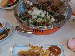 -小鱼小牛·鱼牛干锅·脆鱼火锅(世欧广场店)