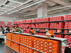 -百联奥特莱斯广场(长沙店)