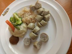 -LENBACH兰巴赫西餐啤酒坊(大连星海广场店)