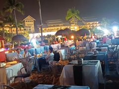 露天位-亚龙湾希尔顿自助餐厅·海鲜·烧烤·沙滩BBQ·现场乐队