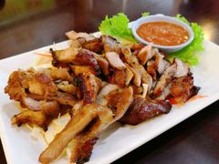 -两兄弟Song Pee Nong(2号店)