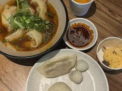 -新盈光·云会所(百丈东路店)