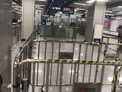 -体育场(地铁站)