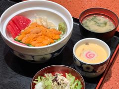 -小山日本料理(兴业太古汇店)