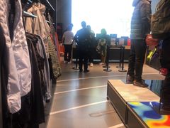 -NIKE品牌体验店(金源新燕莎店)