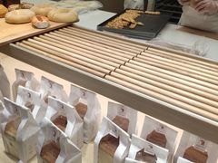 面包甜点陈列柜-好利来(熙地港店)