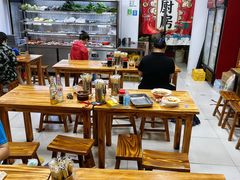 -二钢串叔麻辣烫(华龙大厦店)