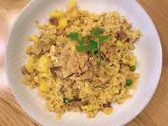 咖喱菠萝炒饭-About Bistro關於·泰式家庭料理