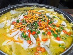 -山城外·非遗酸菜鱼(蜀都万达店)