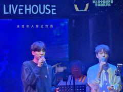 -INLOVE Live House