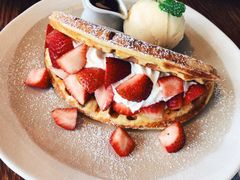-ROAST coffee & eatery