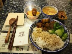 -蜗牛小馆醉乡民谣云南菜(惠新西里店)