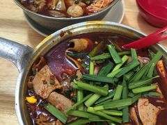 -铁锅哥米线