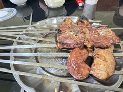-烤肉小伙烤肉店
