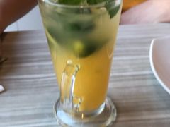 清雅卡曼橘茶-必胜客(证大大拇指店)