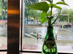 -ZING COFFEE 镜咖啡