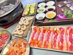 -围炉肉舍•炭烤活鳗•丹东海鲜烤肉(步行街店)