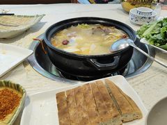 -九寨沟特色牦牛肉汤锅