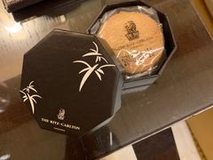 -深圳星河丽思卡尔顿酒店