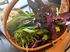 -由衷贵州酸汤牛肉火锅(新桥店)