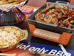 -何师烧烤Pro ·小龙虾·江湖川菜·精酿啤酒(太古里旗舰店)